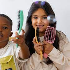 Alternative view of Olivia Garden FINGERBRUSH KIDS mini Yellow